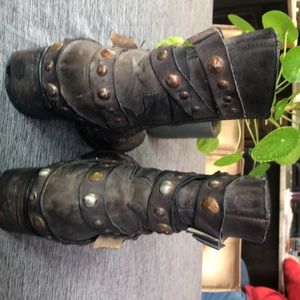 Freebird Brand-Brown leather with metal grommets. Good condition.